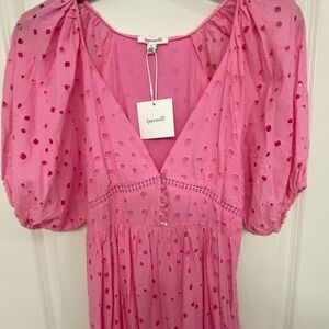 Balloon sleeves maxi dress new with tags never worn color bubblegum pink